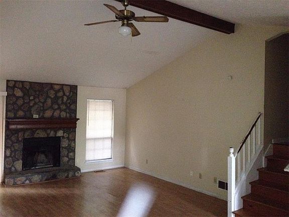2nd image of 3281 Pilgrims Ct