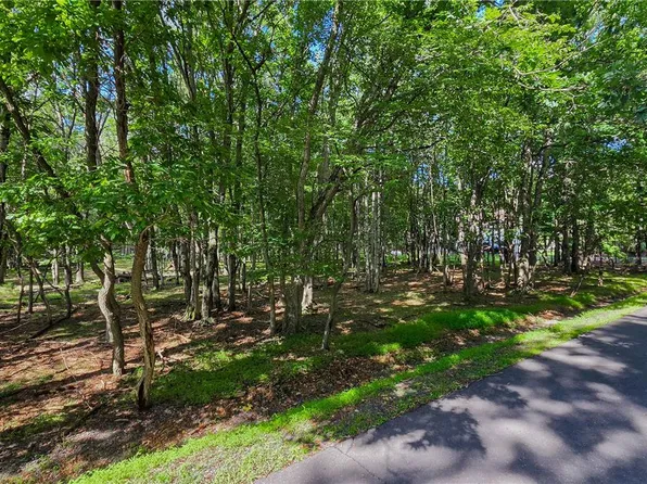 Sycamore Cir, Albrightsville, PA 18210