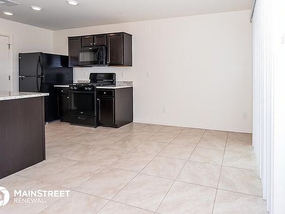3rd image of 1903 Metamora St #1883