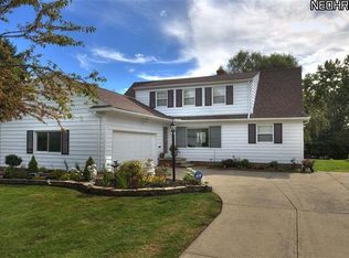 22408 Halburton Rd, Beachwood, OH 44122