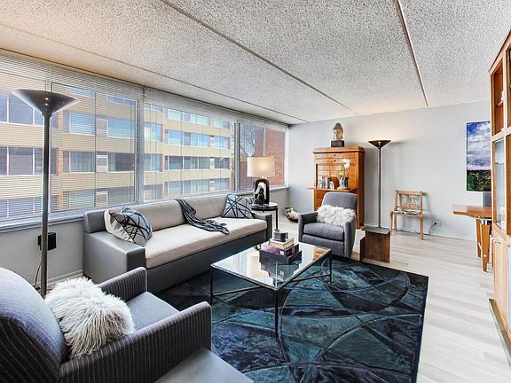 2nd image of 2024 Saint Johns Ave APT 301