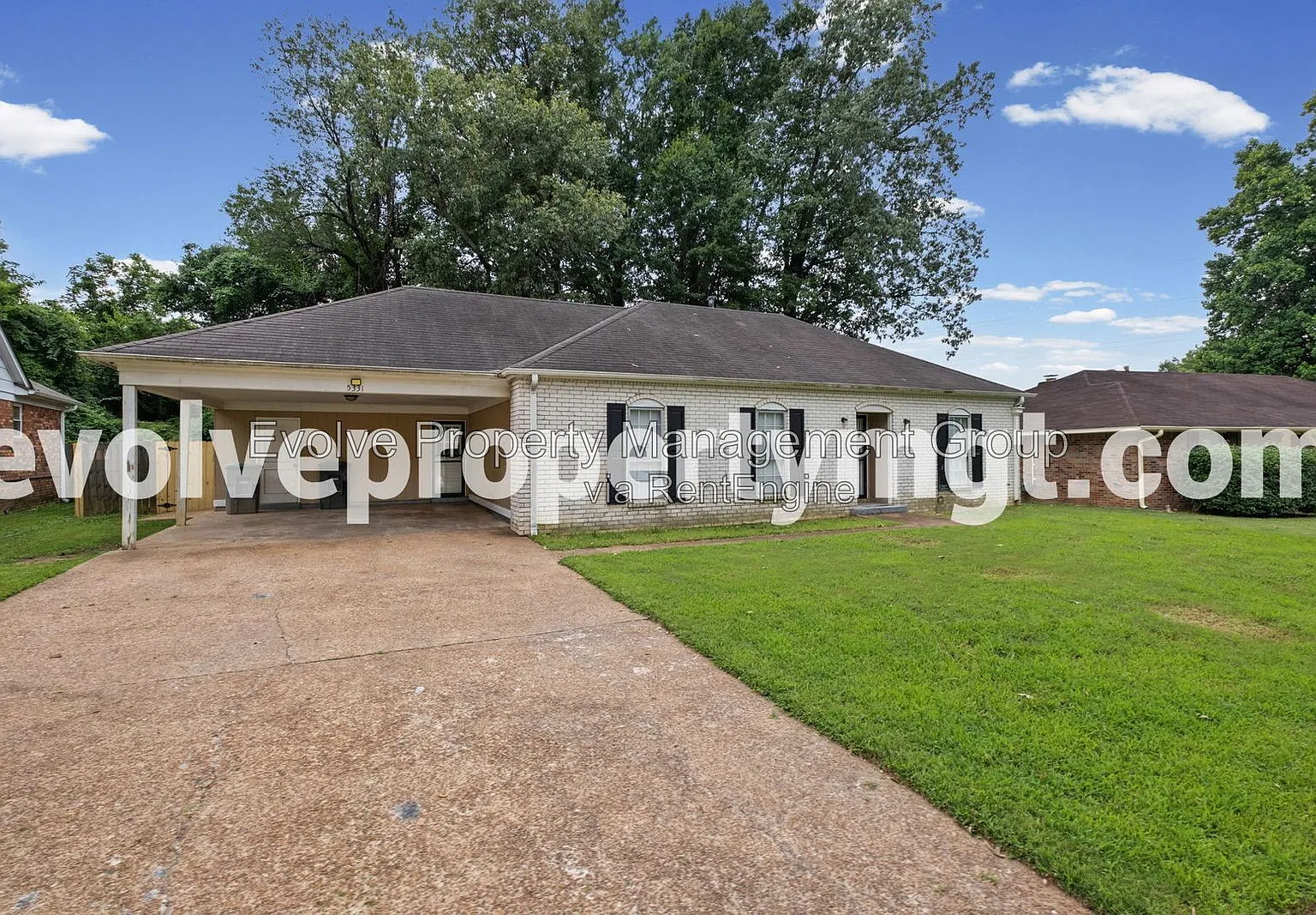 3 bed, 2.0 bath, 1584 sqft, $1,595 — Photo 2