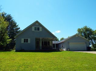 2964 Tick Ridge Rd, Vinton, OH 45686