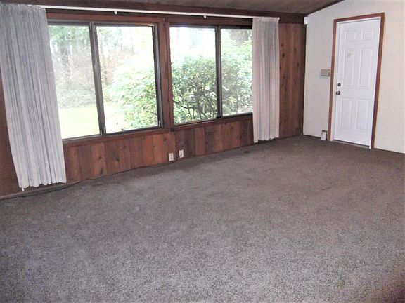 3rd image of 22516 59th Avenue Ct E