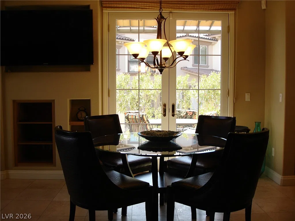 2 bed, 2.0 bath, 1265 sqft, $2,650 — Photo 4