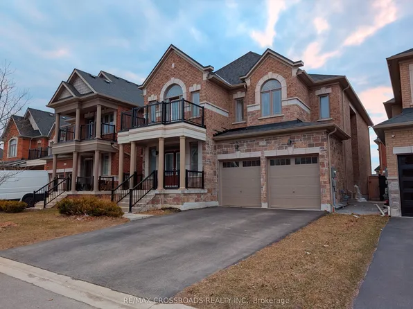 159 Frank Kelly Dr, East Gwillimbury, ON L9N 0V1