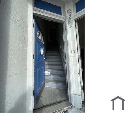 4th image of 2905 Gravois Ave #B