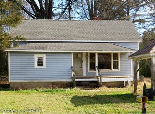 1827 Blackstone Rd, Sanford, NC 27330