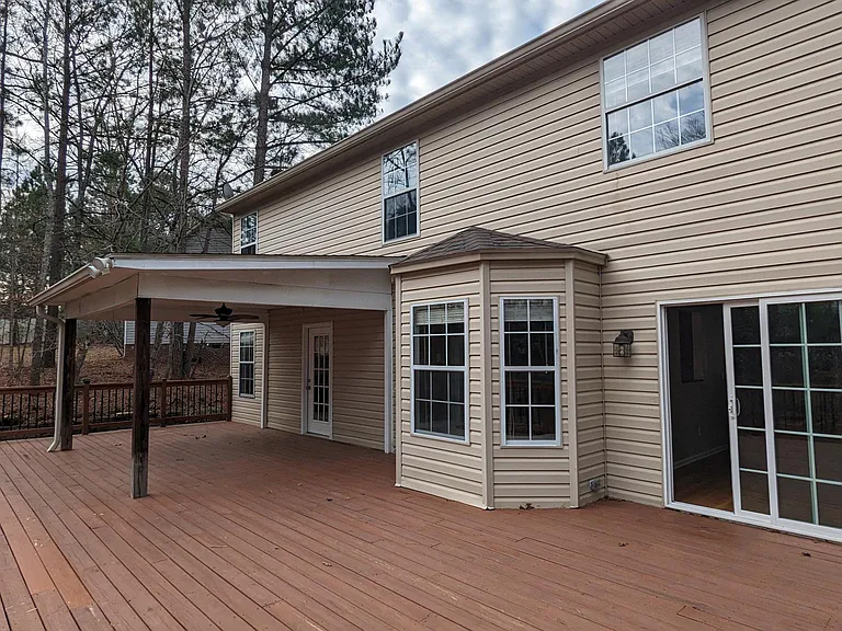 415 Malton Ct — Photo 15