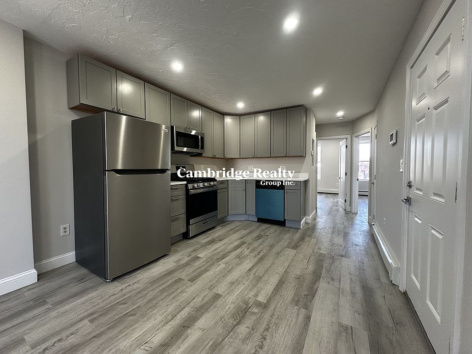 1st image of 90 Hammond St #4T