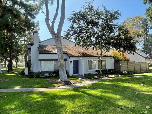 16400 Greenlake Ln, Cerritos, CA 90703