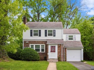 117 Van Buren Ave, Teaneck, NJ 07666