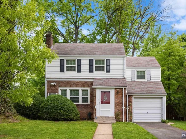 117 Van Buren Ave, Teaneck, NJ 07666