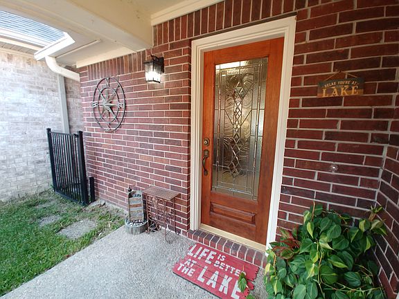 3rd image of 11651 Twain Dr