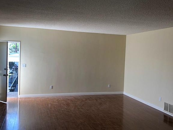 2nd image of 609 S Adams St APT 12