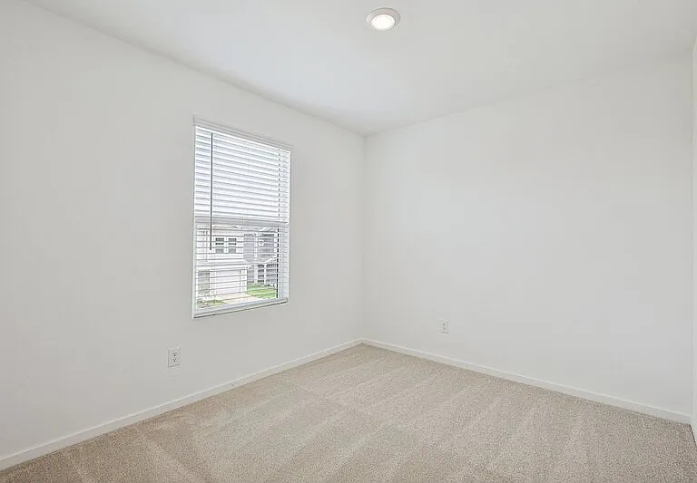 4217 Belmont Dr — Photo 10