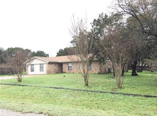 2410 Woodhaven Dr, Granbury, TX 76048