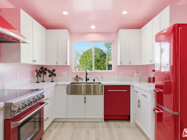 17660 Martha St, Encino, CA 91316