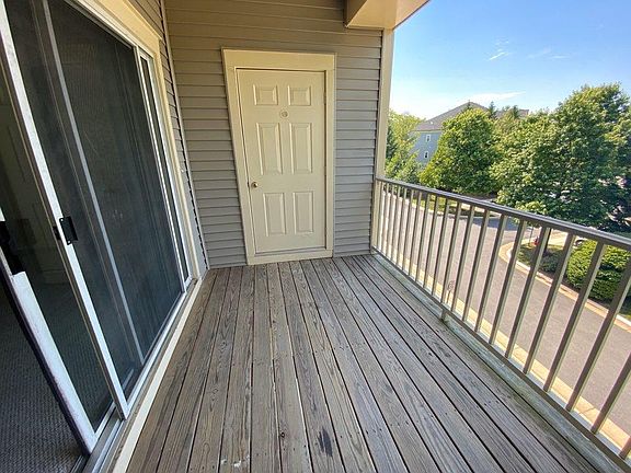 5th image of 11330 Westbrook Mill Ln Unit 301