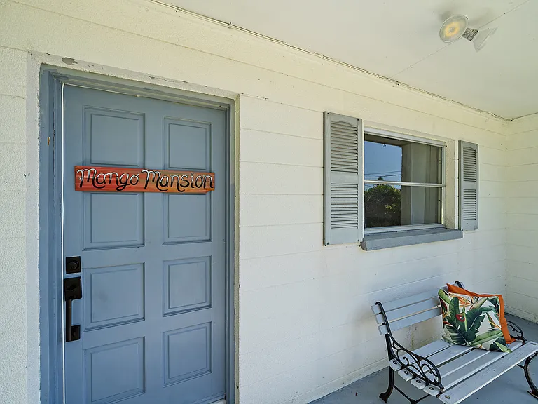 708 Shore Rd #A — Photo 24