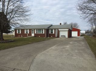 98 Cranberry Dr, Greenfield, IN