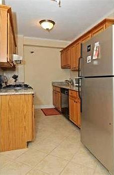 3rd image of 1450-1454 Beacon St #102