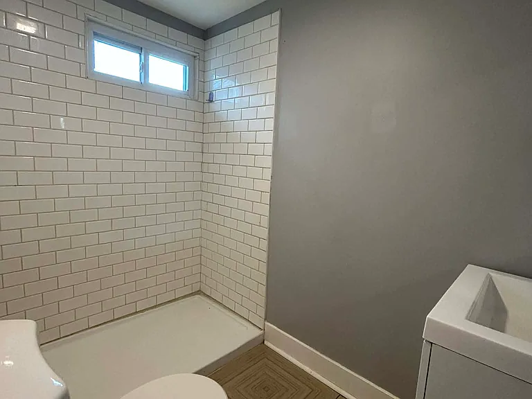 5722 Forest Ave — Photo 7