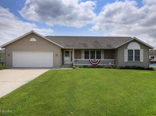 3896 Sydney Ct NW, Grand Rapids, MI 49534