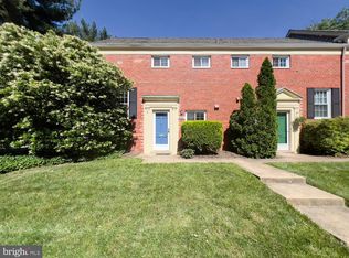 3731 Holmes Ln, Alexandria, VA 22302
