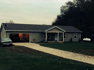 465 8th St, Plainwell, MI 49080