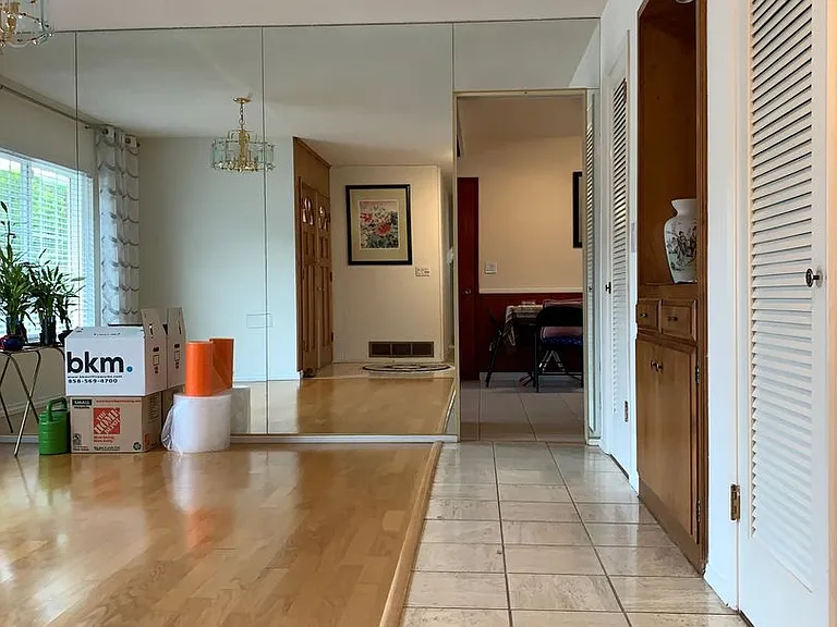 6437 Elmhurst Dr — Photo 6