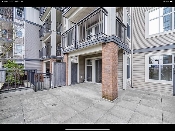 4th image of 4833 Brentwood Dr