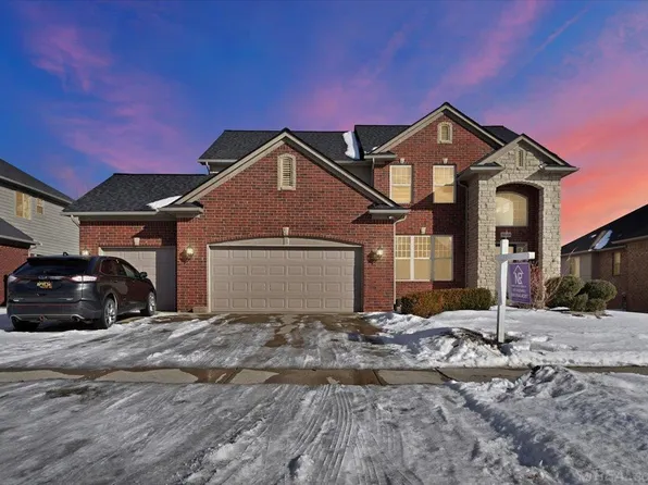 50444 Pinnacle Woods Ln, Macomb, MI 48042