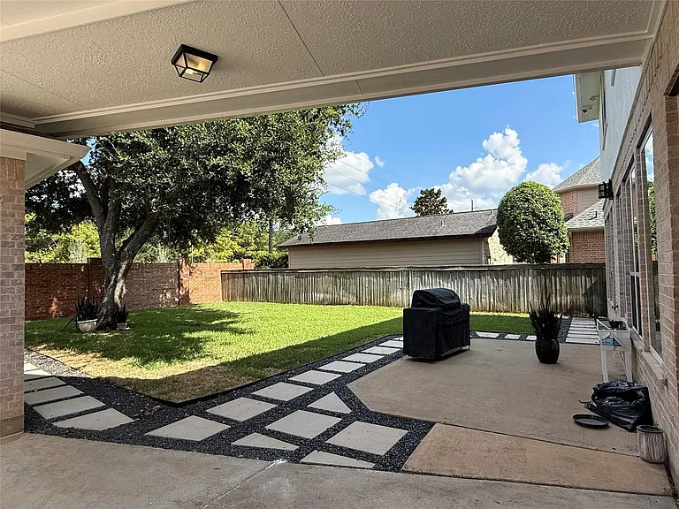 11826 Legend Manor Dr — Photo 36