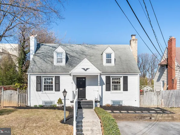 704 Buckingham Dr, Silver Spring, MD 20901