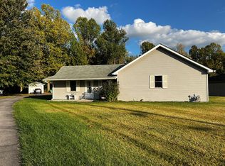 13316 Sunset Dr, Dillsboro, IN 47018