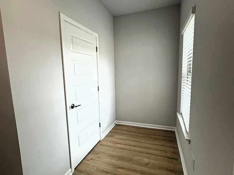 318 Cornstalk Cir — Photo 3