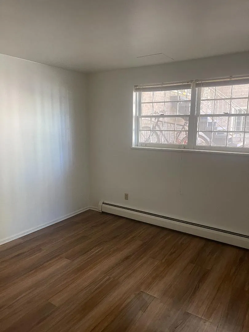325 W. High St - 3 — Photo 2