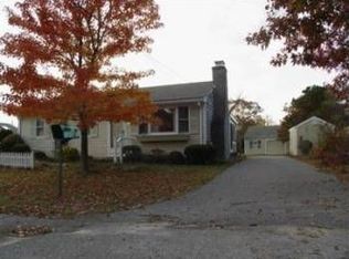 3 Yenom Rd, South Dennis, MA 02660