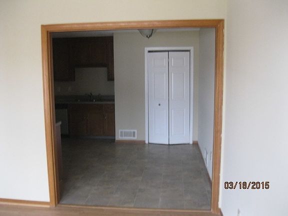 3rd image of 34 Burlington Ct #1617