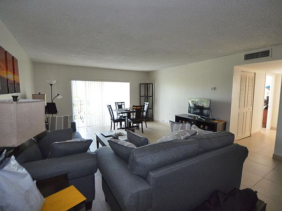 3rd image of 8107 SW 72nd Ave APT 313E
