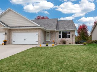 3987 N Parker Way, De Pere, WI 54115