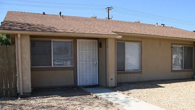 2 bed, 1000 sqft, $1,995 — Photo 1