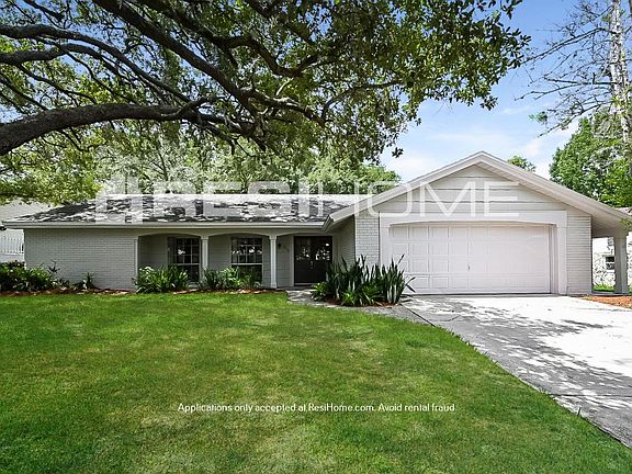 2nd image of 8308 Wagon Wheel Ln