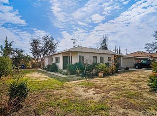 10930 Lull St, Sun Valley, CA 91352