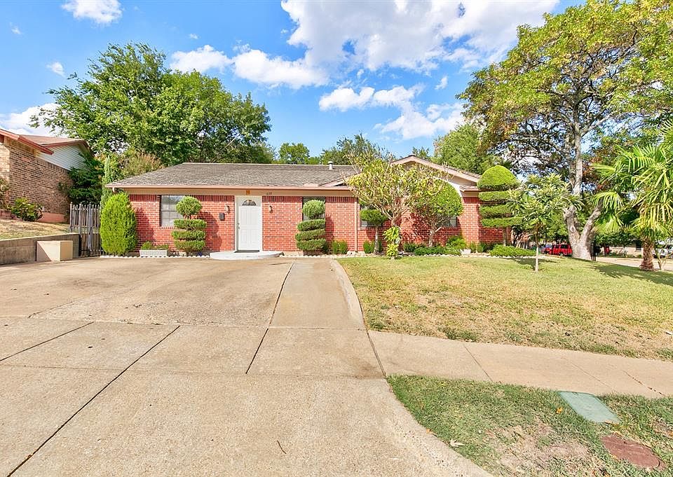 1st image of 1137 Bridlewood Dr