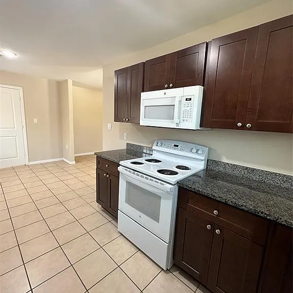 127 S Bend Ct #B — Photo 8