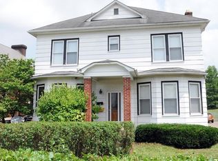 222 S 5th St, Byesville, OH 43723