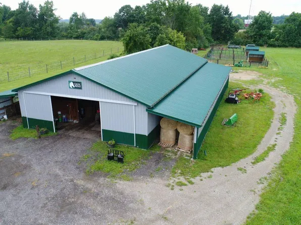 5834 Genesee Rd, Lapeer, MI 48446