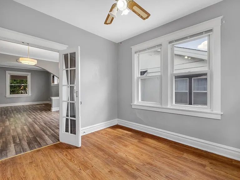 1223 Gruner Pl — Photo 30